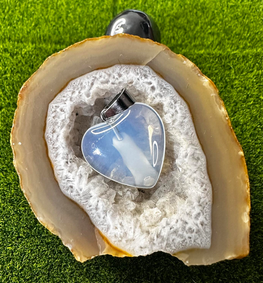 Pendentif coeur quartz blanc